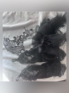 Mask Ball Black Tie Party Wear Dress up Vintage Victorian Style